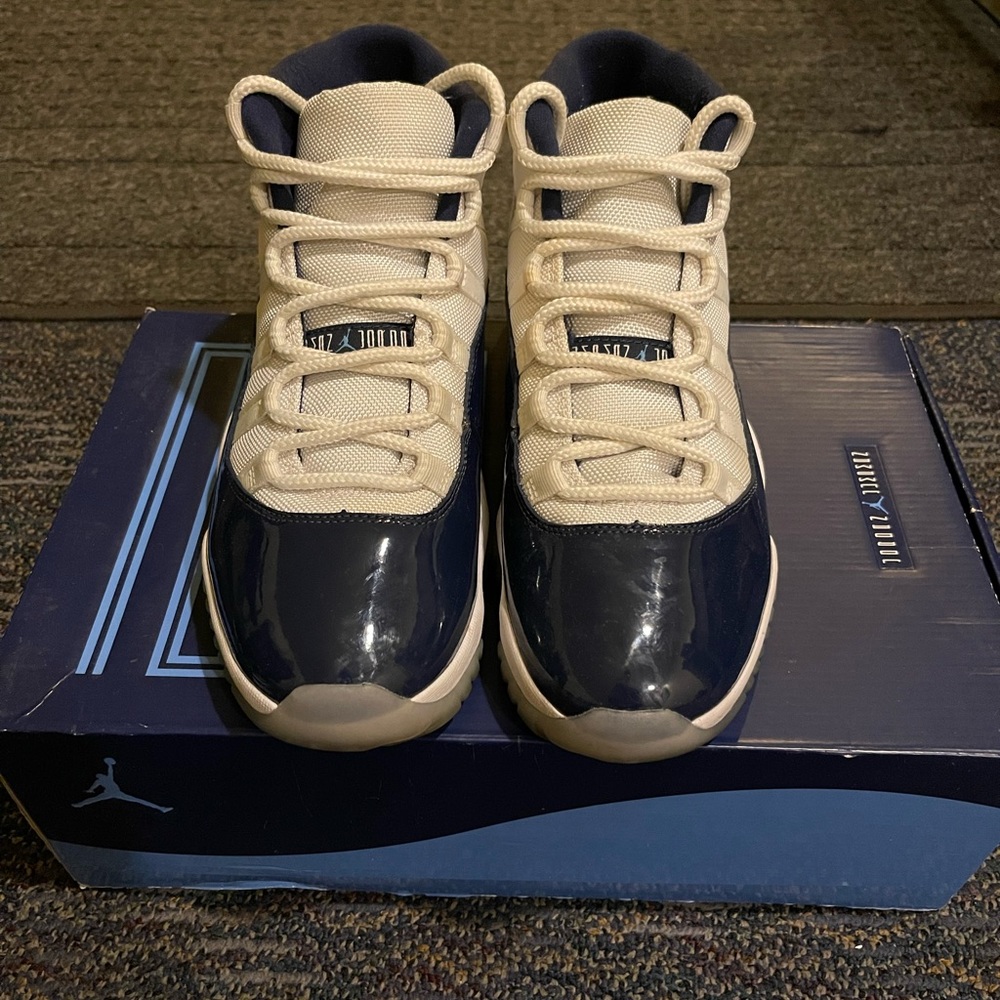 Air Jordan 11 Retro University Blue/Blue Carolina (9)